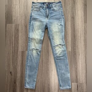 Hollister High-Rise Ripped Skinny Jeans